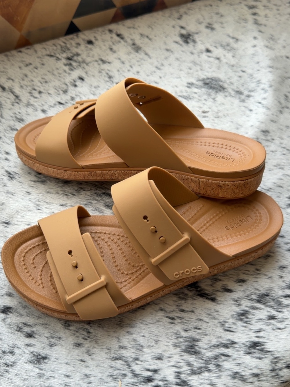 NWOT Crocs Brooklyn Buckle Flat Sandals - Picture 8 of 9